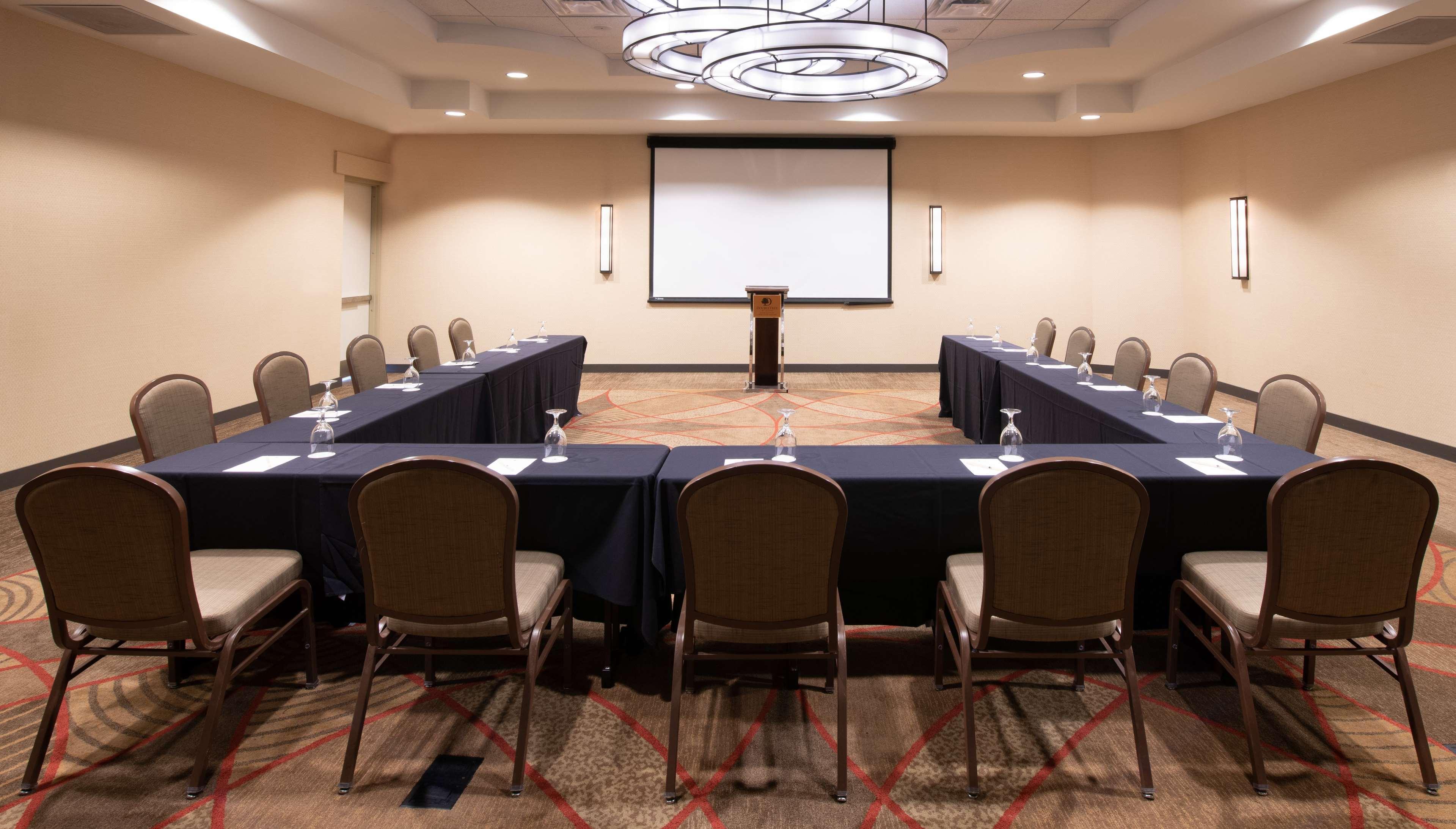 Doubletree Hotel & Suites Charleston Airport North Charleston Ngoại thất bức ảnh