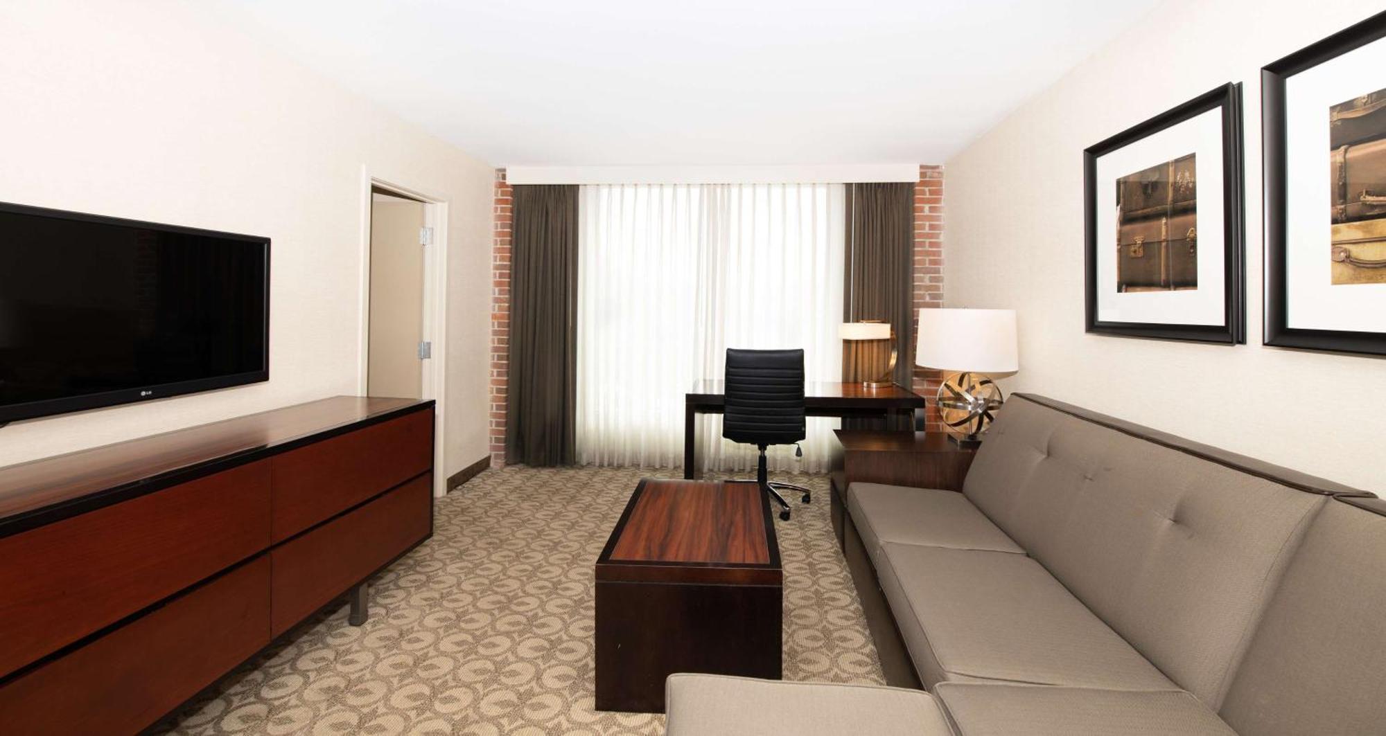 Doubletree Hotel & Suites Charleston Airport North Charleston Ngoại thất bức ảnh