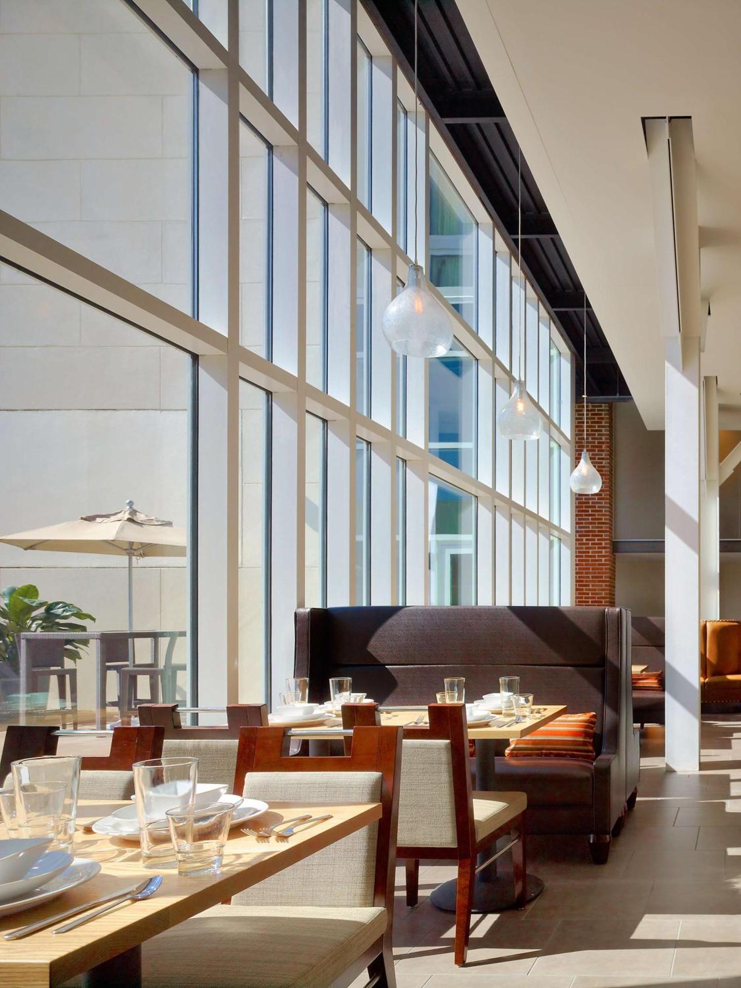Doubletree Hotel & Suites Charleston Airport North Charleston Ngoại thất bức ảnh